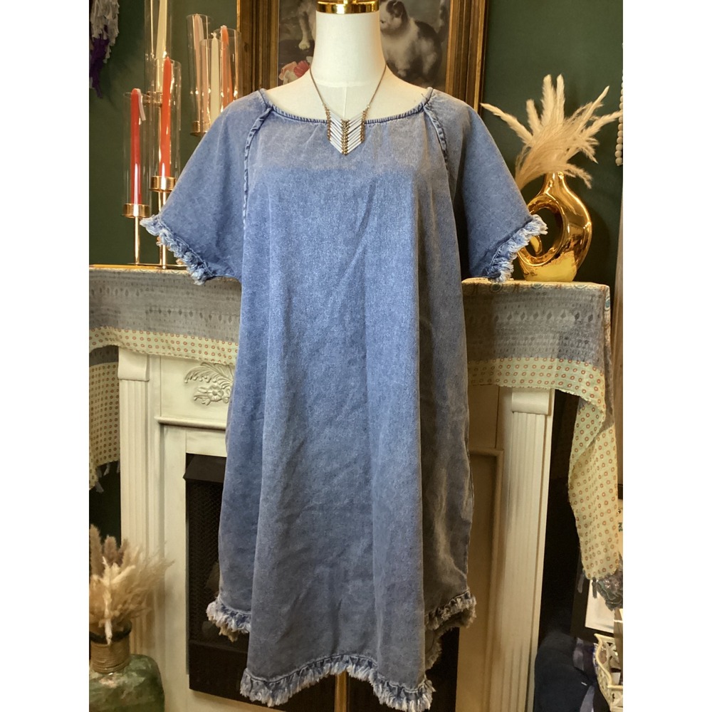 Umgee Denim Blue Frayed Hem Short Sleeve Shift Dress Plus Size 1XL WJ4223